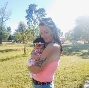 Meet your Posher, Danine